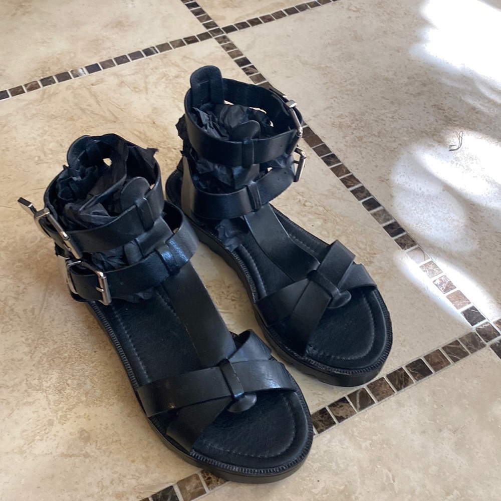 Gladiator ladies shoes